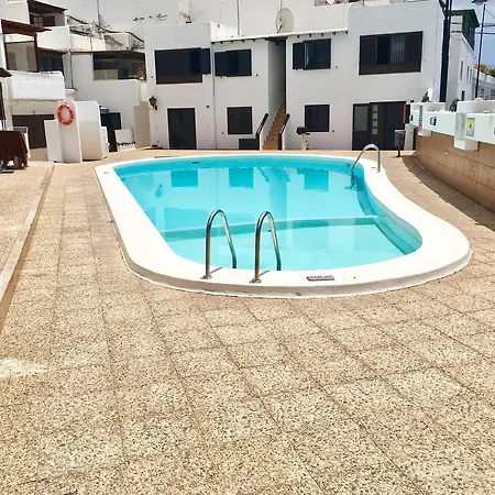 La Corona Puerto Del Carmen Apartment *