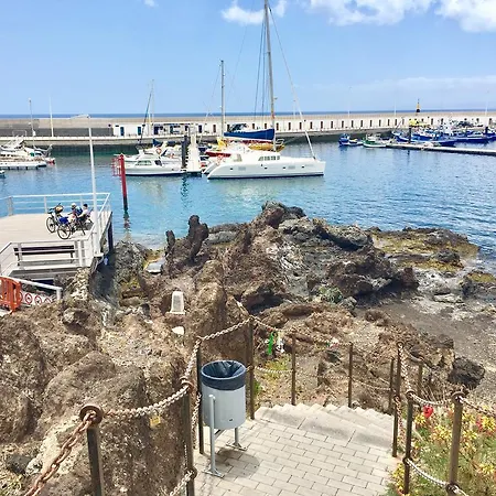 La Corona Puerto Del Carmen 아파트 *
